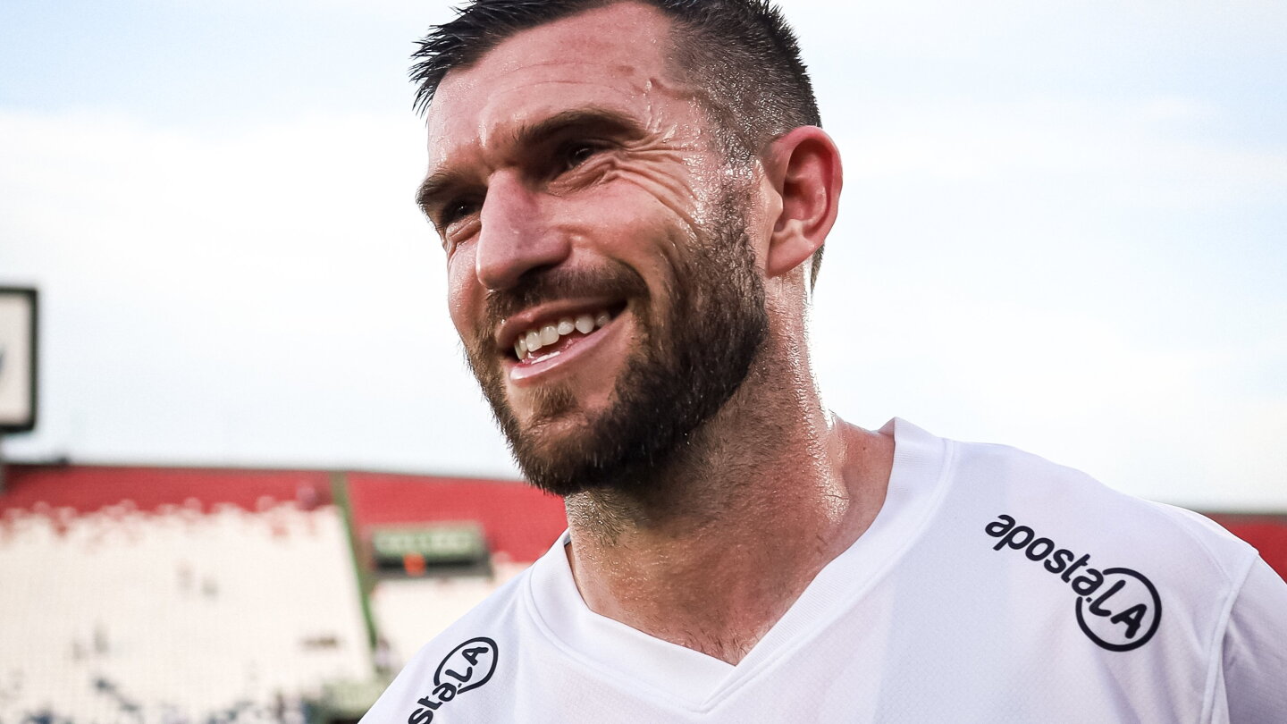 Debut soñado de Payne, gol de Romero y Derlis en Reserva: Olimpia vive una jornada para el recuerdo